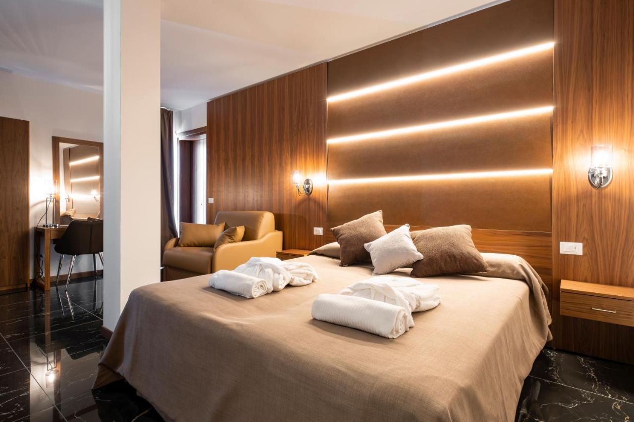 Hotel Mare Lignano Sabbiadoro Dış mekan fotoğraf